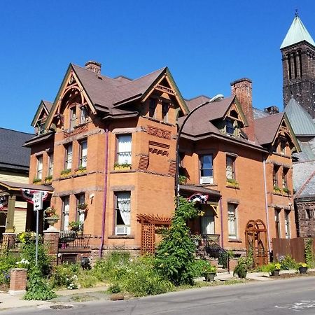 Buffalo Harmony House Bagian luar foto